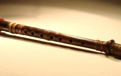 Close up with the world’s oldest bagpipe chanter
